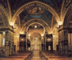 Interno della chiesa di Santa Maria Nascente ad Azzate