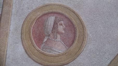 Medaglione con busto di Beatrice d’Este alla Sforzesca di Vigevano